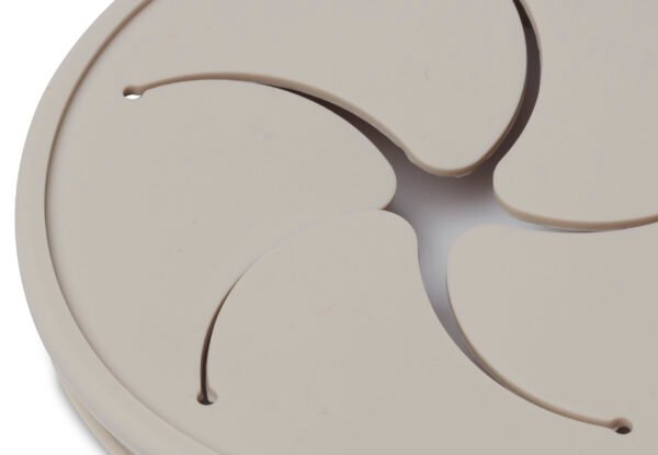 Gobelet à goûter avec couvercle Silicone - Nougat - Jollein – Image 6